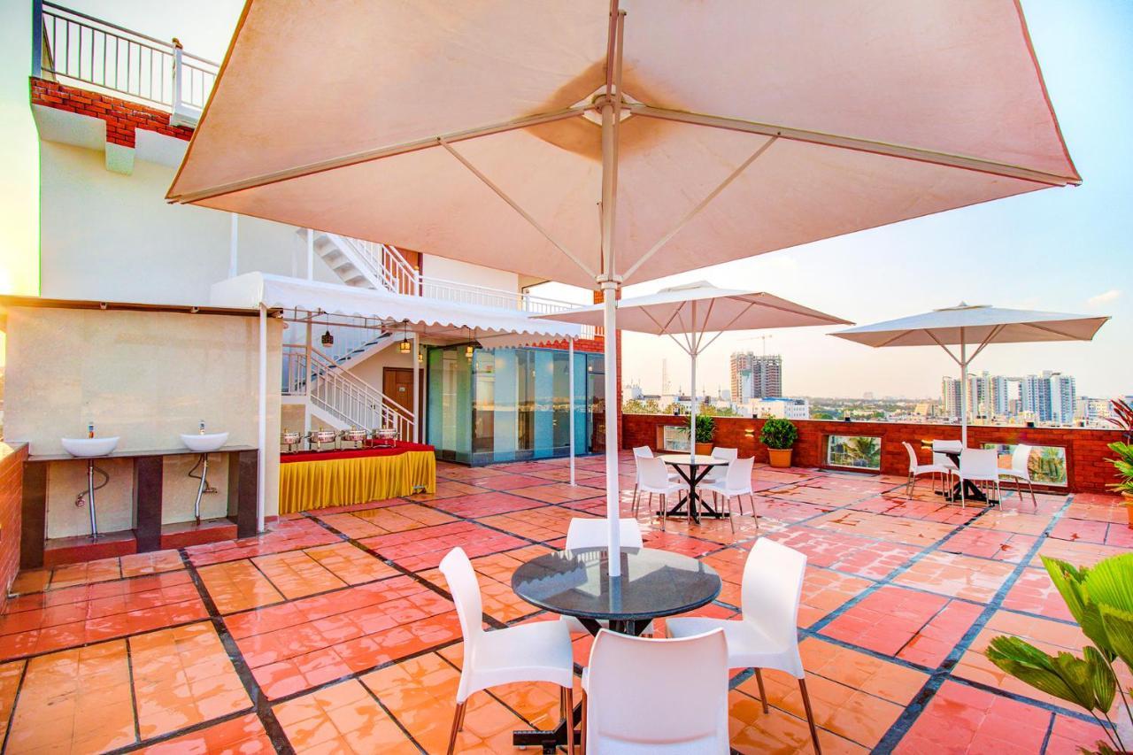Fabhotel The Royal Suites - Nr Gopalan Innovation Mall Bangalore Exterior photo