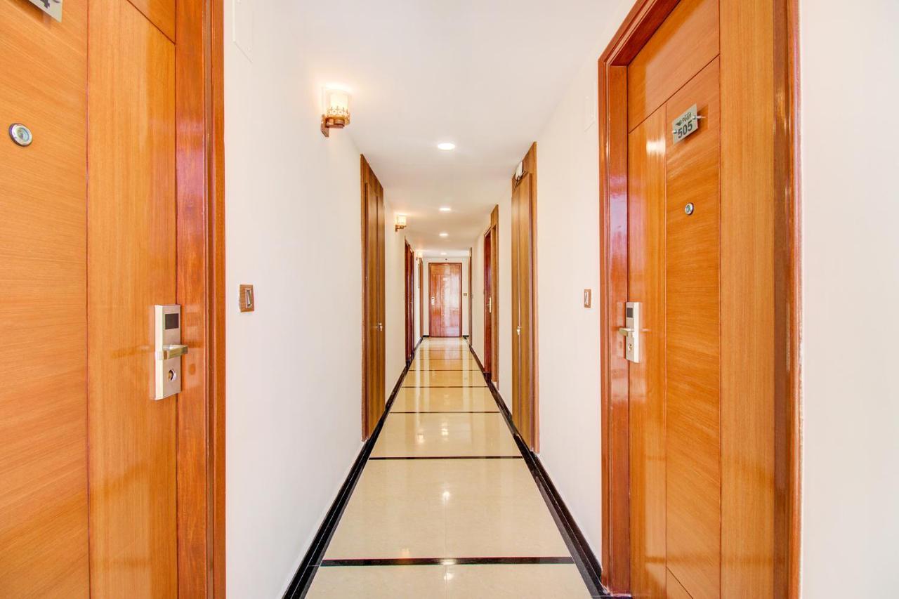 Fabhotel The Royal Suites - Nr Gopalan Innovation Mall Bangalore Exterior photo